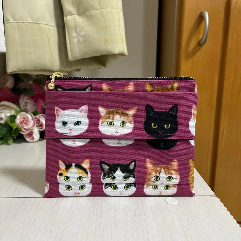 猫柄 ねこ ネコ リアルねこ 猫の顔 ティッシュケース 付き サニタリーポーチ