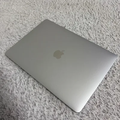 タイムセールMacBook Air 2020 i3/8GB/256GB シルバー