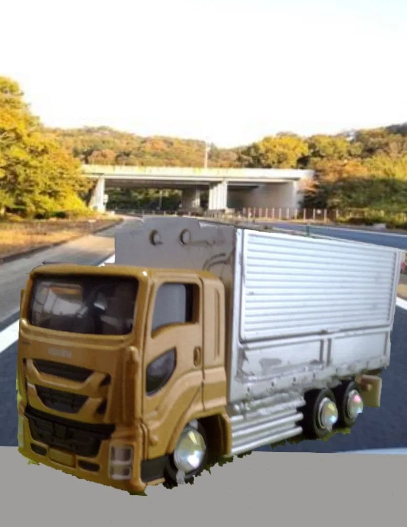 トミカ いすゞ ギガ トラック 改造 ミニカー ウイング車