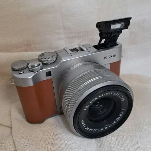 FUJIFILM X-A5 ブラウン レンズキット 動作確認済み