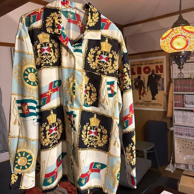 【期間限定価格】古着 ヴィンテージ 柄シャツ 総柄 長袖シャツ レトロ