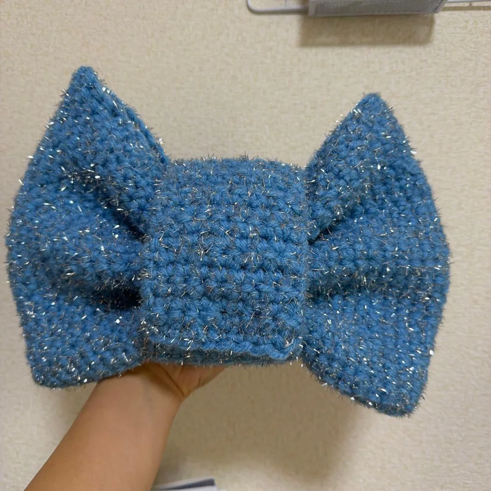 ハンドメイド リボン型ポーチ ブルー ラメ入り