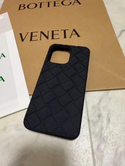 BOTTEGA VENETA ボッテガ iPhone16pro max ケース