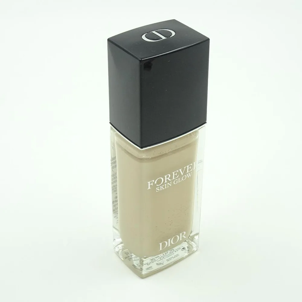 ディオールスキン フォーエヴァー フルイド グロウ 0CR 30mL