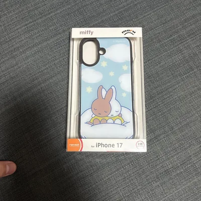 miffy iPhone17 対応 plumpframeケース