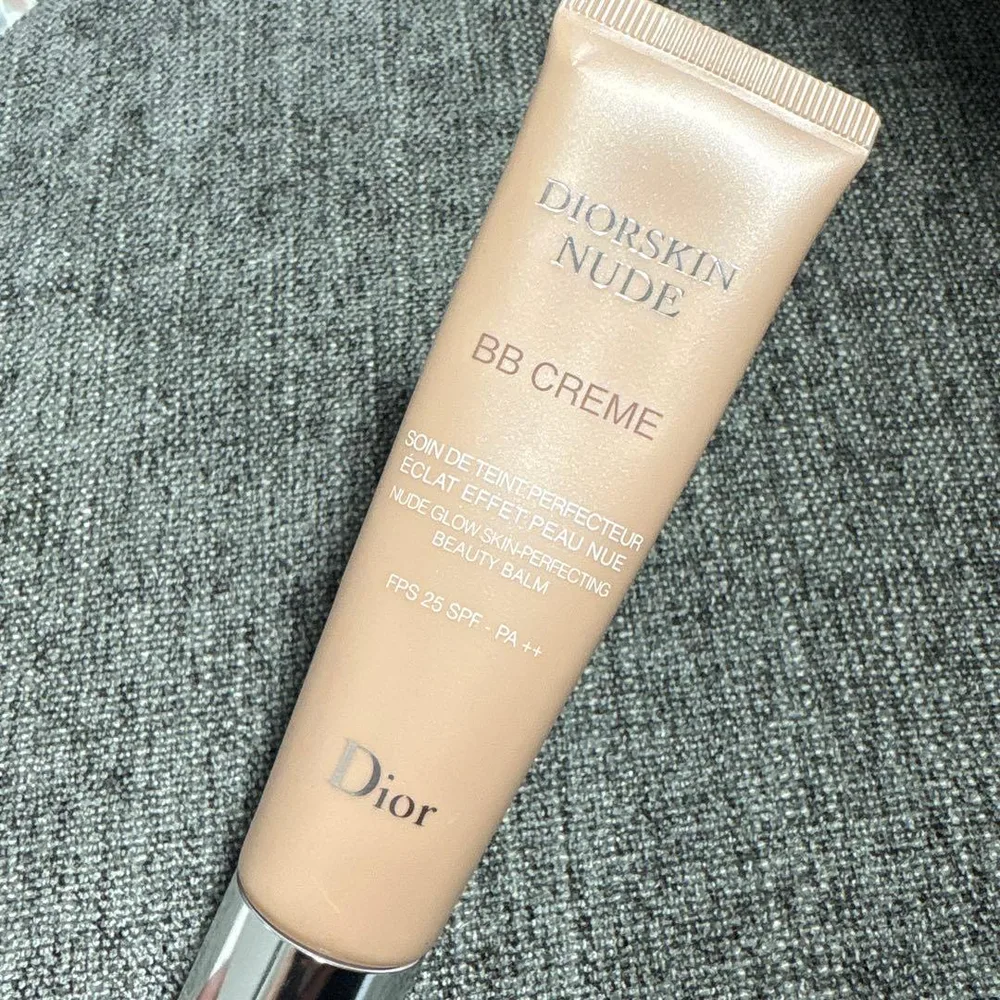 DIOR SKIN NUDE BB 02 ディオール スキン ヌード
