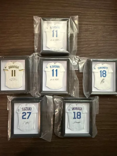 MLBサイン入りユニフォームフレームマグネット6個セット