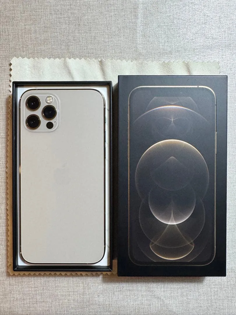 iPhone 12 Pro ゴールド本体