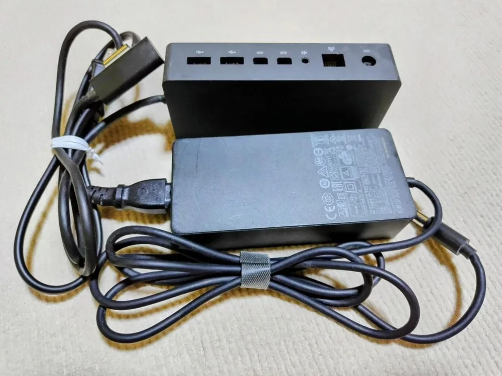Microsoft Surface Dock PD9-00009