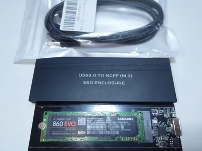 Samsung 860 EVO 500GB M.2 SATA 正常99%ケース付