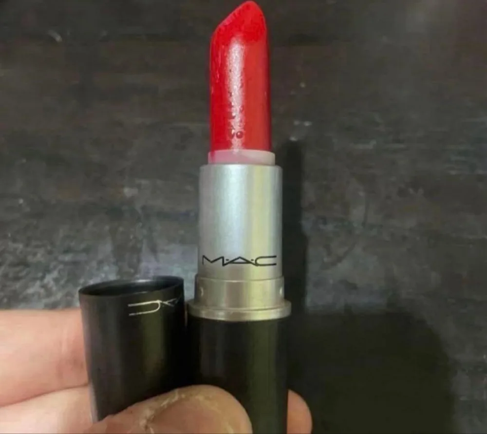 MAC RED リップスティックマックレッド