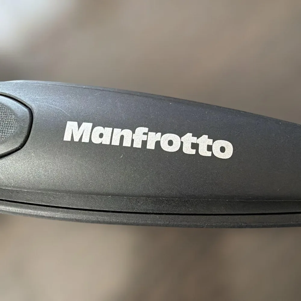 Manfrotto ミニ三脚 PIXI ブラック