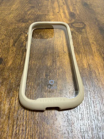 iFace Reflection iPhone 16 Pro用ケース
