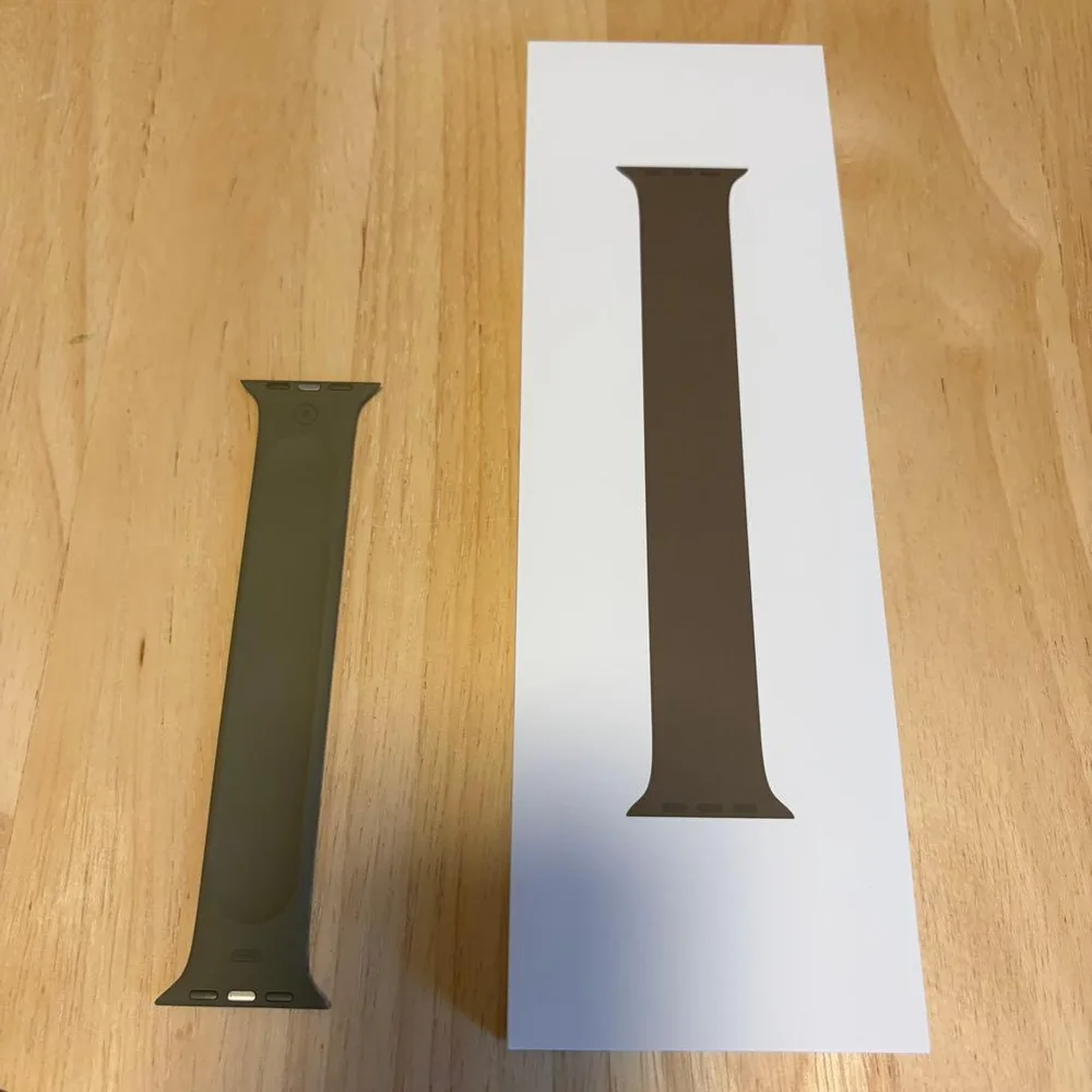 Apple Watch 42mm ソロループ オリーブ サイズ4