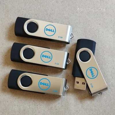 DELLのUSBメモリー 8GB 4本セット