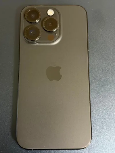 iPhone15 Pro 1TB ブラックチタニウム MTUQ3J/A