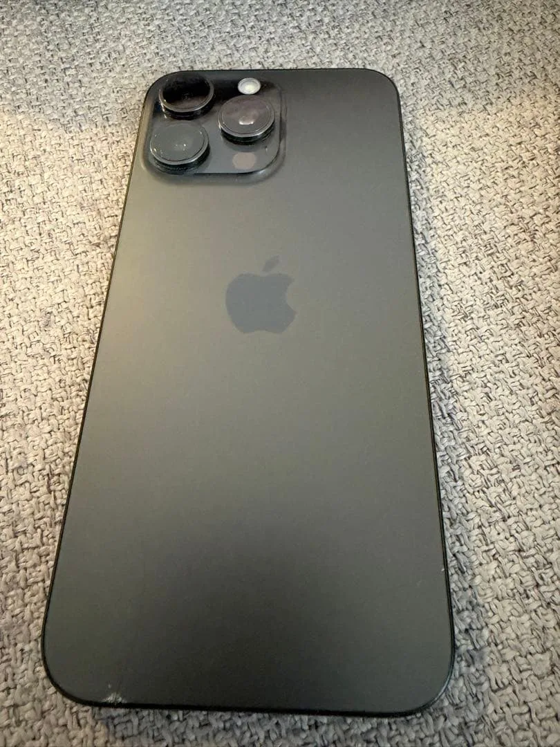 背面小ヒビ有✴︎512GB iPhone15 Pro MAX ブラックチタニウム✴︎