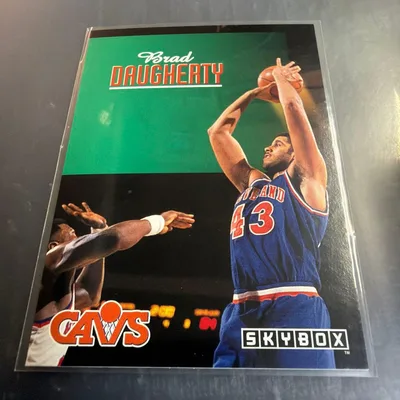 1992-93 SkyBox Brad Daugherty 39