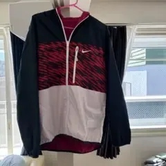 NIKE リバーシブル ウィンドブレーカー