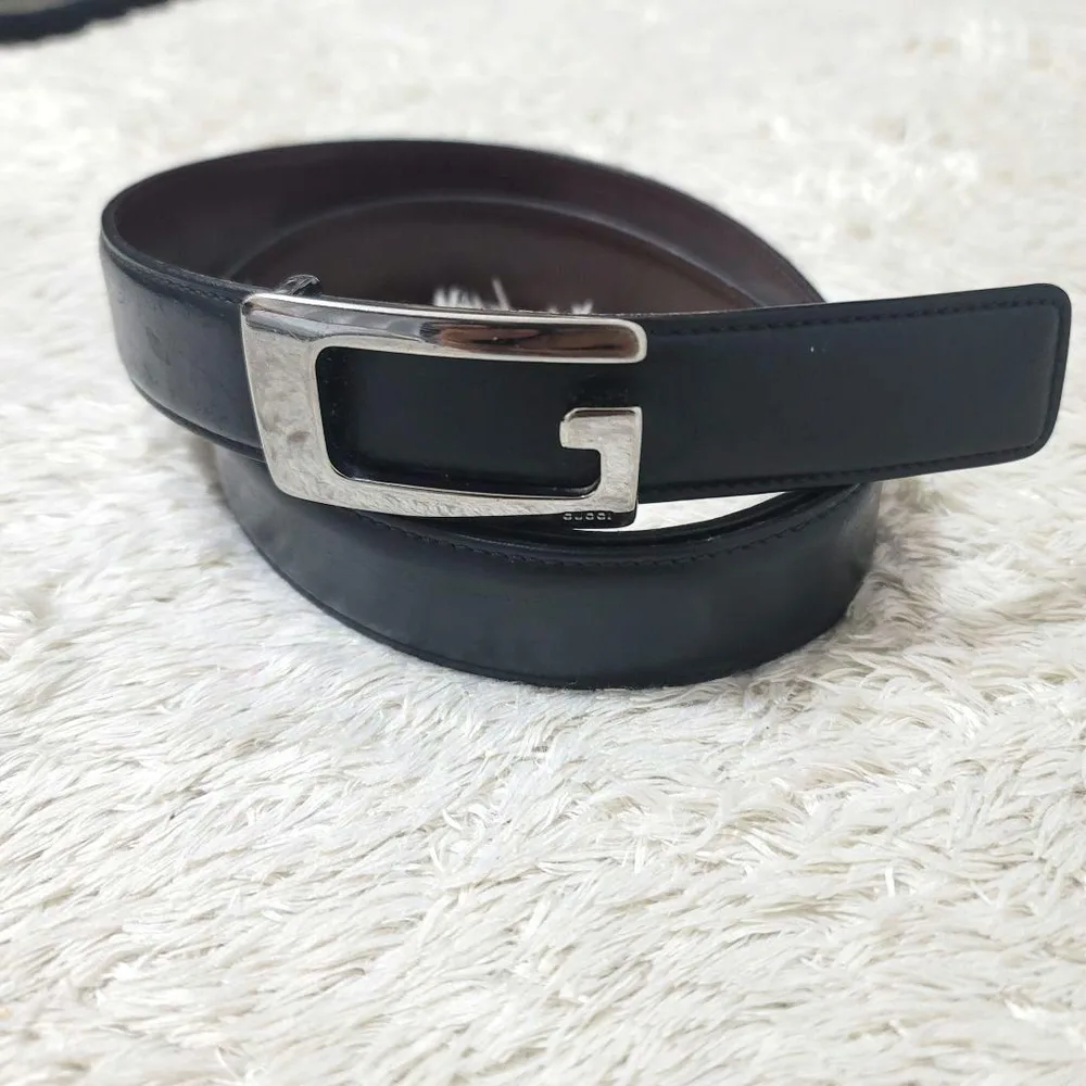 เข็มขัดหนัง GUCCI G buckle สีดำน้ำตาล