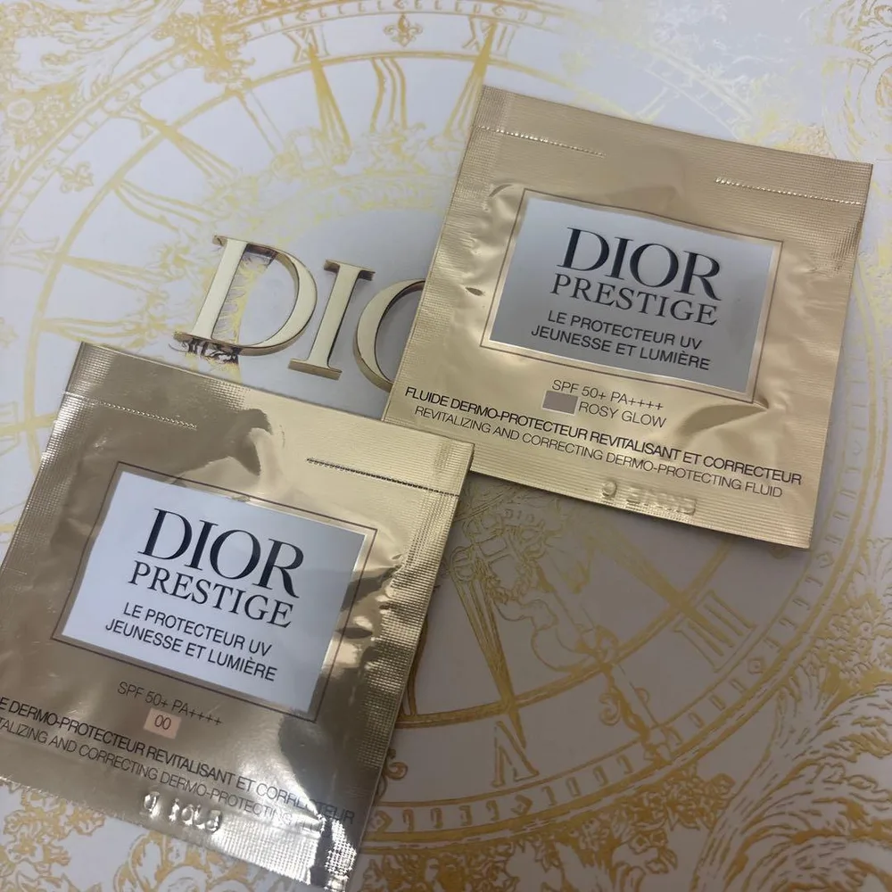 Dior Prestige UV ルミエール ロージーグロ BB00 試供品2点