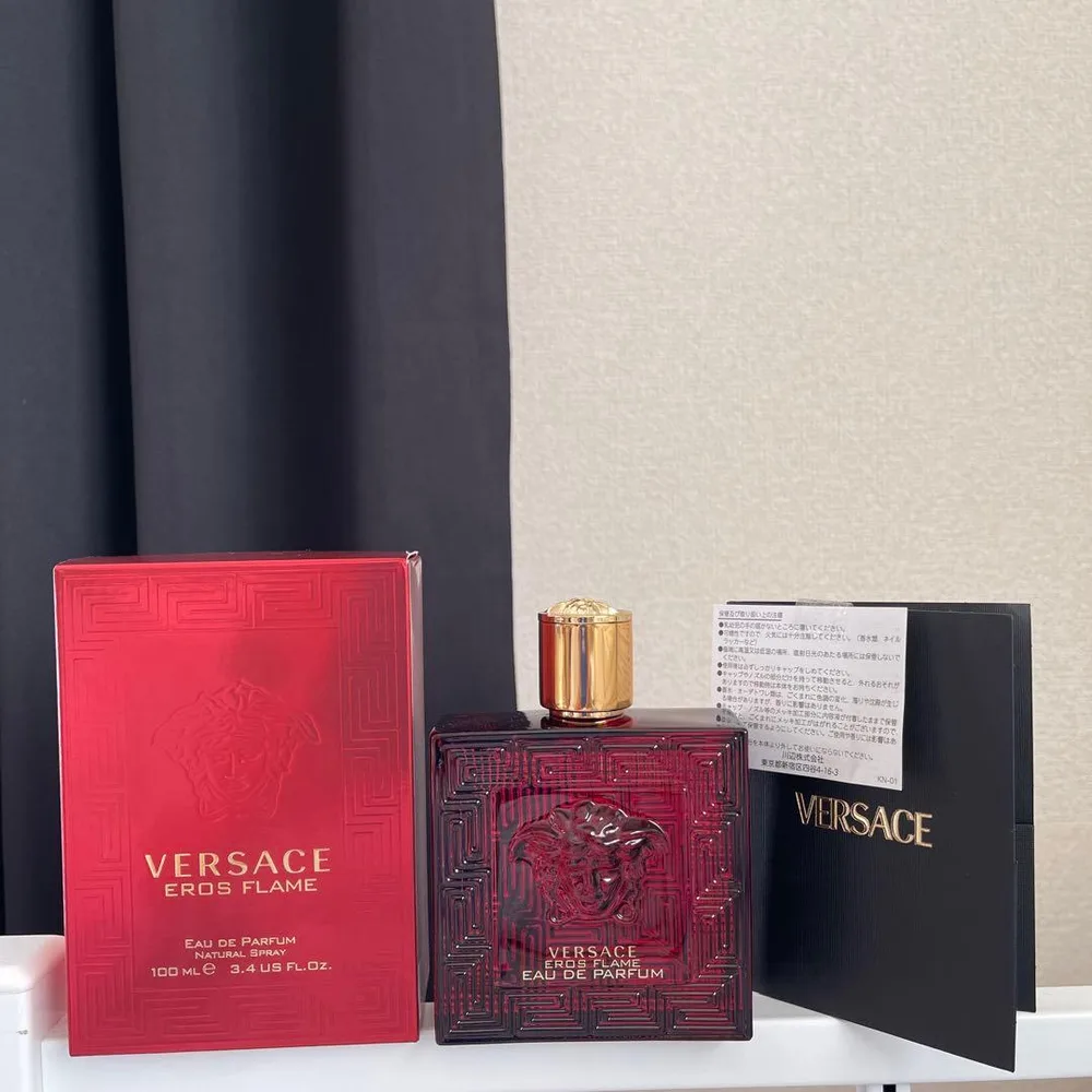 VERSACE オードゥ パルファム 100ml ほぼ未使用に近い