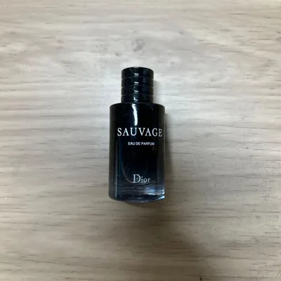 Dior SAUVAGE オードゥ パルファン ミニボトル 10ml