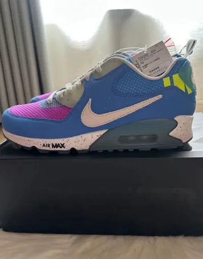 新品UNDEFEATED × Nike Air Max 90