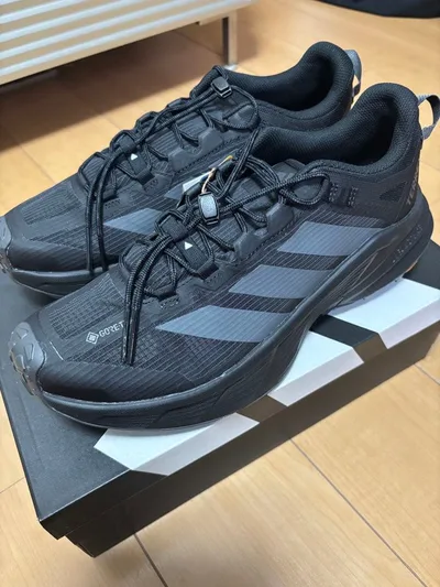 新品未使用 adidas TERREX FREEHIKER SL GTX
