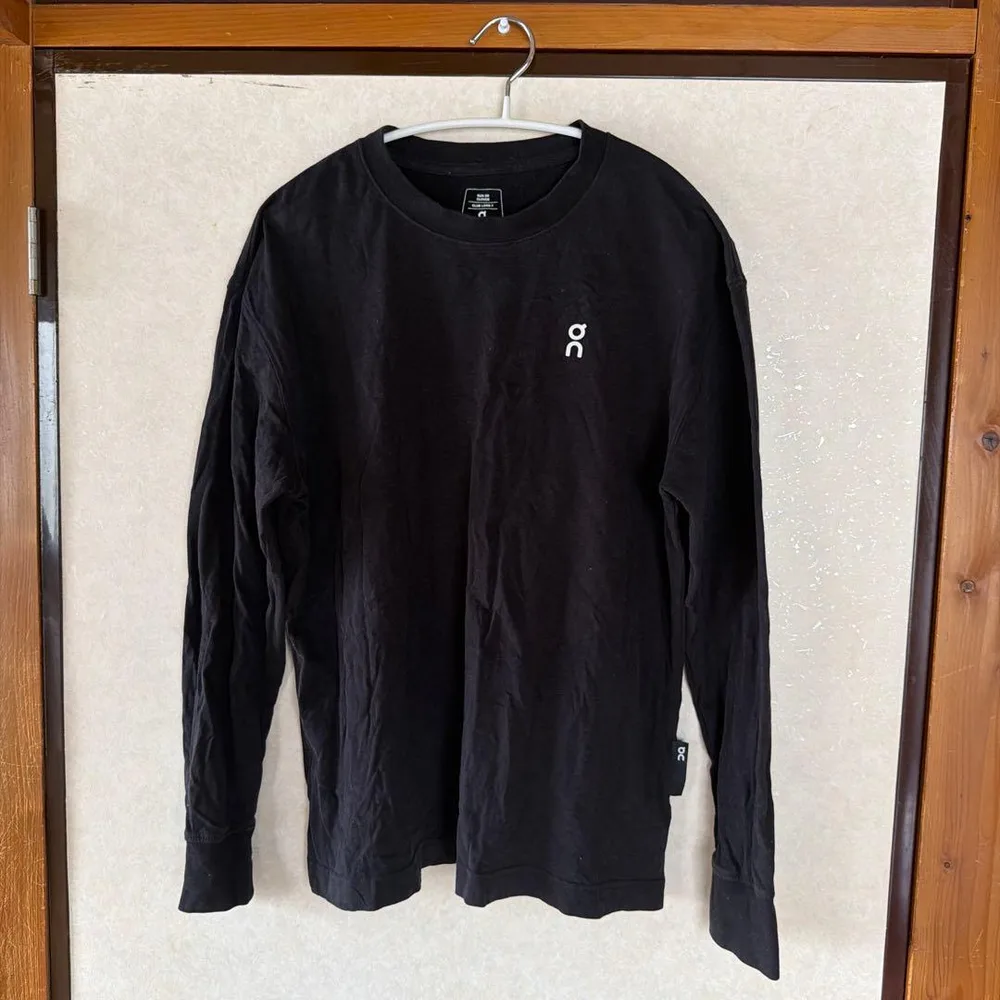 On Running CLUB LONG-T ブラック 長袖Tシャツ S