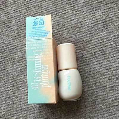 fwee 4D Voluming Plumper リッププランパー