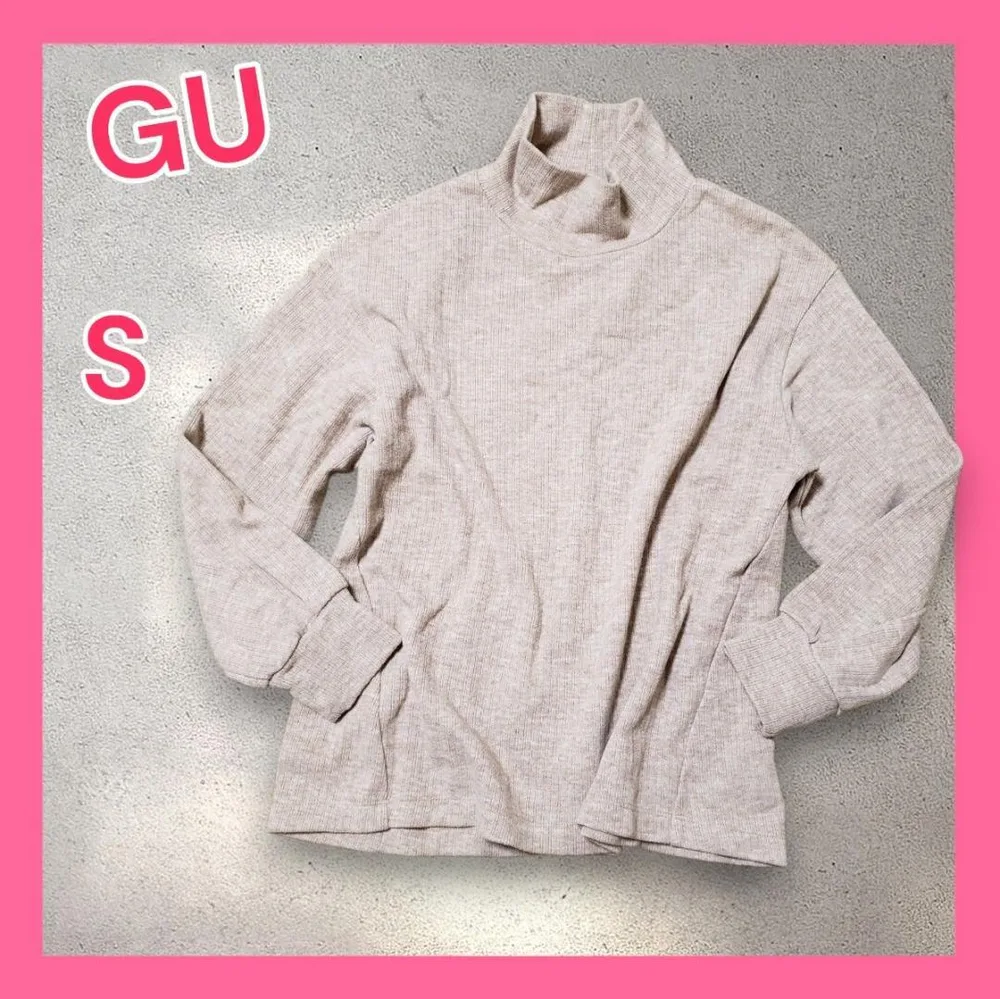 GU ジーユー ニット セーター 長袖 S ベージュ ハイネック タートルネック