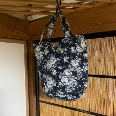 花柄 キルティング トートバッグ チューリップ