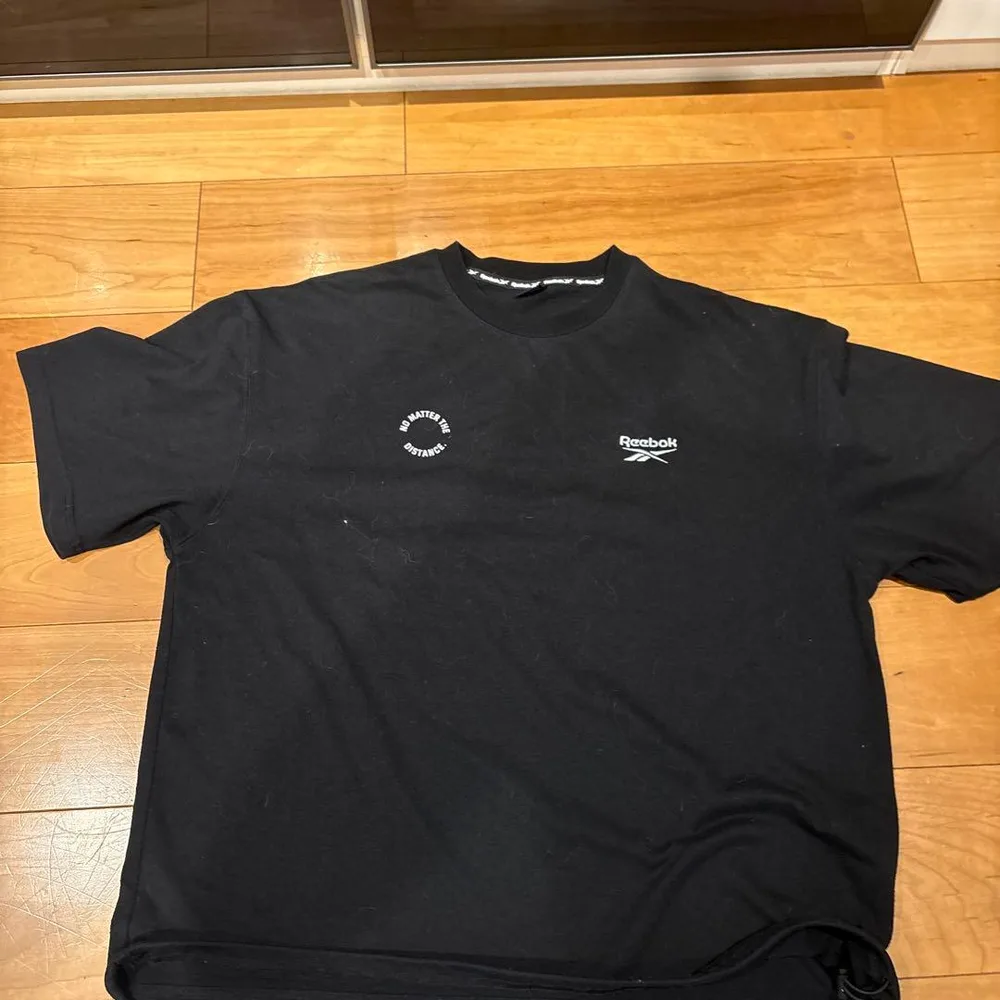 Reebok Tシャツ ブラック Lサイズ