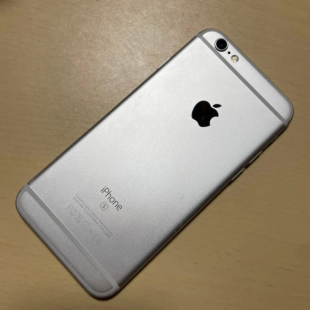 iPhone6s 64GB SIMフリー 割れなし バッテリー最大容量100%