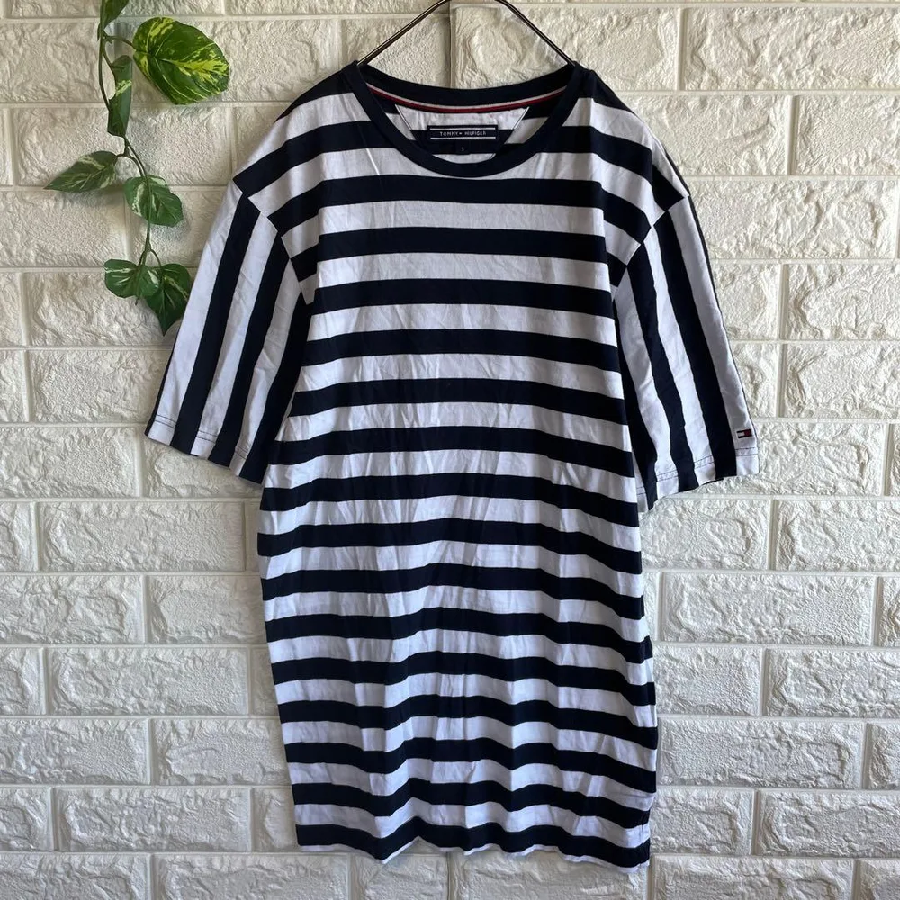 【J2711】トミーヒルフィガー ボーダー 半袖Tシャツ S バックライン紺色
