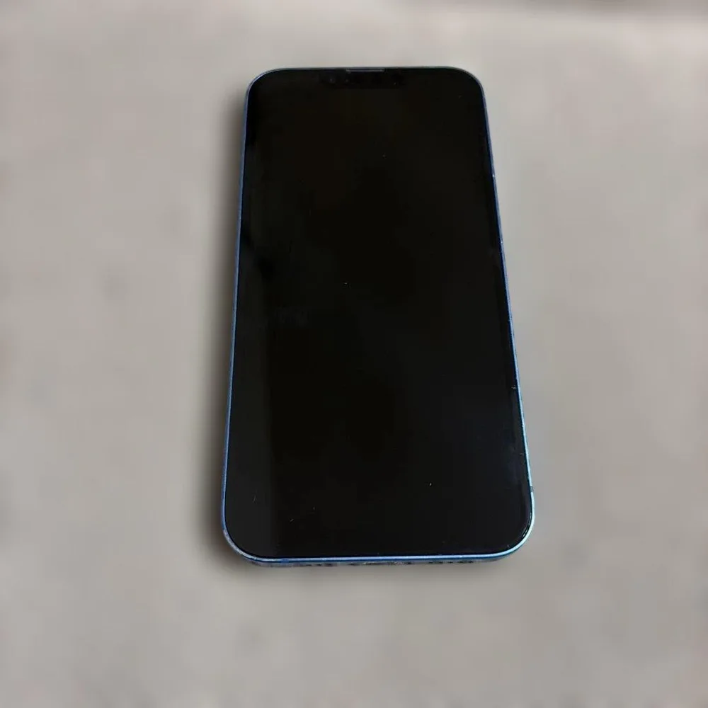 Apple iPhone 13 本体 128GB