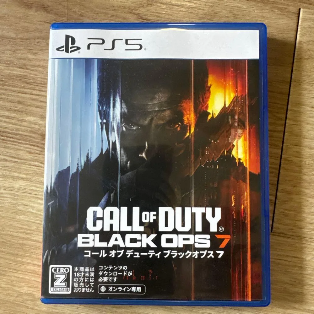 PS5 Call of Duty สีดำ OPS 7