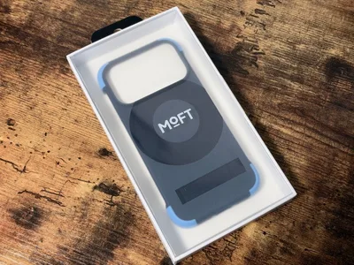 MOFTiPhone 18 Pro バイカラーMOVAS™レザーケース