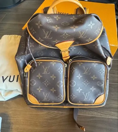 LOUIS VUITTON モンスリ・カーゴ バックパック