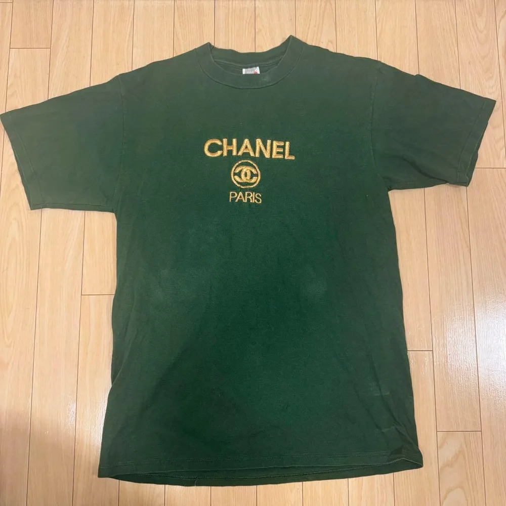 【期間限定価格】CHANEL ロゴ刺繍 Tシャツ グリーン