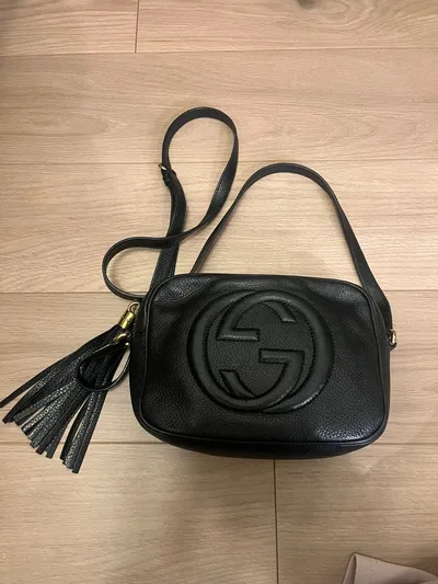 GUCCI ソーホー ショルダーバッグ ブラック
