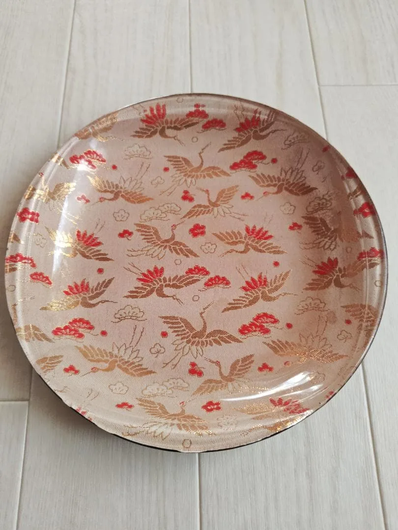 【中古】等観金襴皿 風 飾り皿 菓子皿 ガラス 漆芸 伝統工芸 鶴 松竹梅