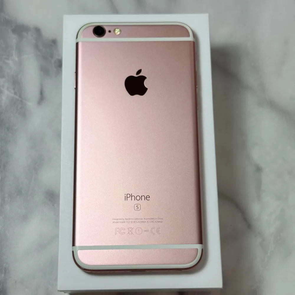 Apple iPhone 6s 本体 16GB ローズゴールド 83%