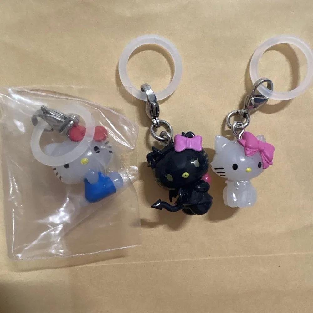 〆ハローキティ めじるしアクセサリー