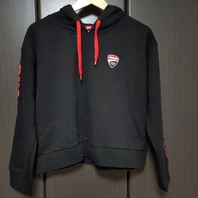 DUCATI CORSE パーカー 小さめ! レディースL これからの季節どう?