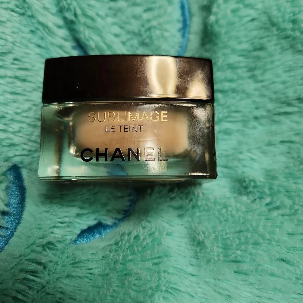 CHANEL サブリマージュ ル タン クリームファンデーション