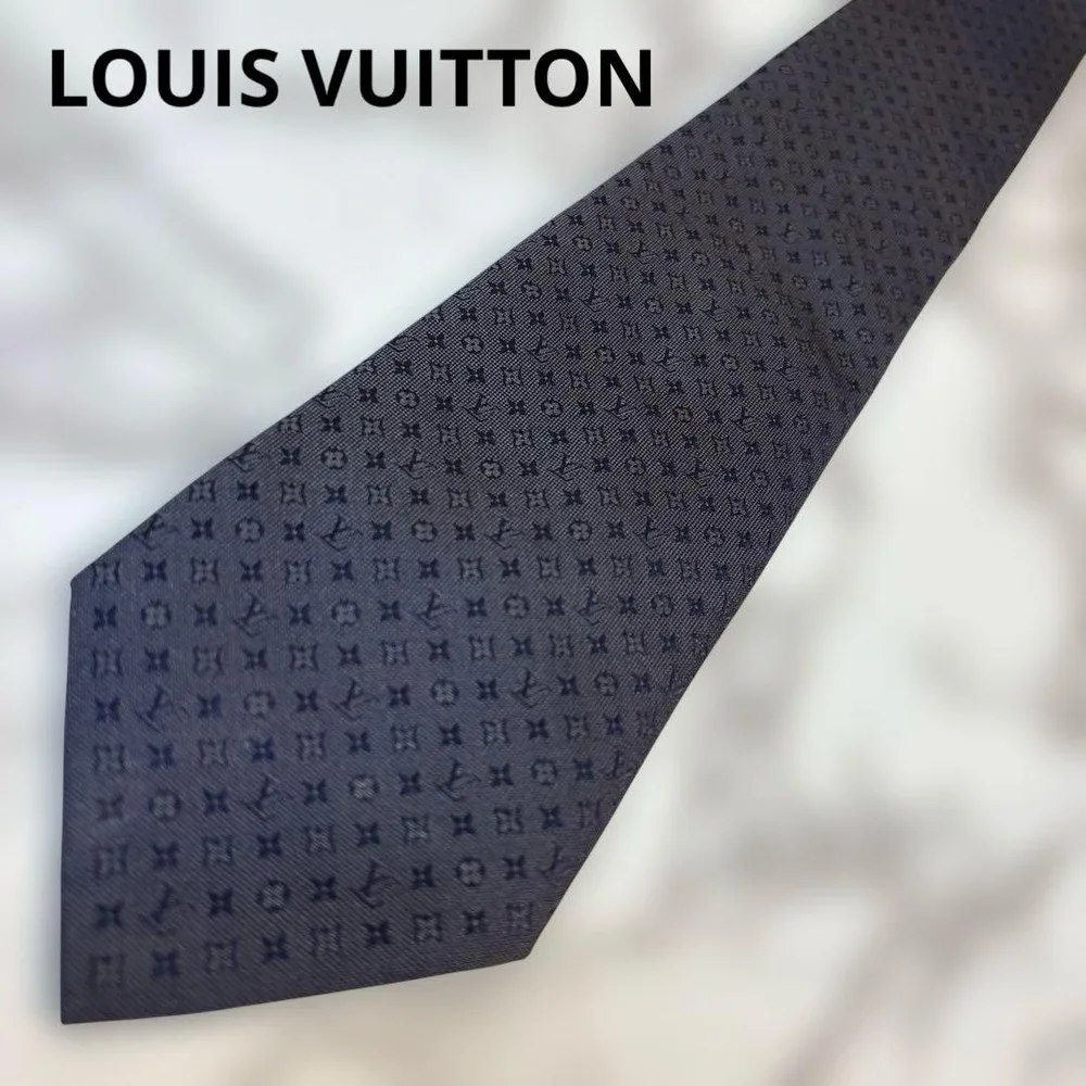 美品 LOUIS VUITTON ネクタイ モノグラム柄 ブラック 黒 刺繍