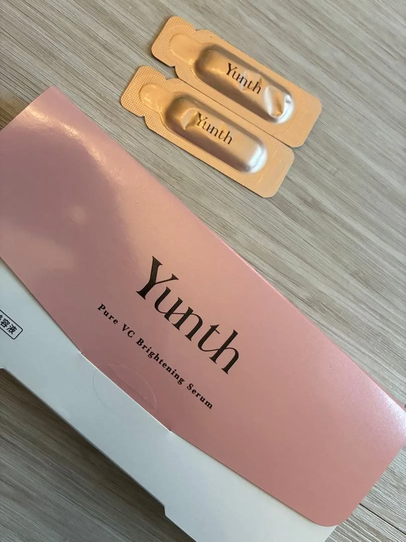 Yunth Pure VC Whitening Serum おまけつき