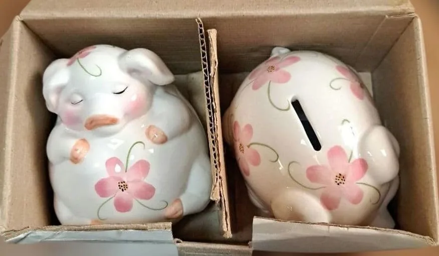 陶器製 豚の貯金箱 2点セット